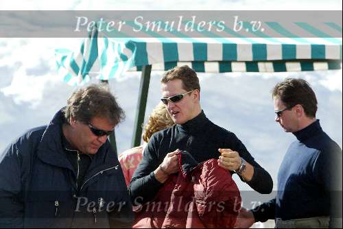 Zurs 23 februari 2003
Michael Schumacher skiend en samen met Norbert Haug
Wintersport