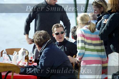 Zurs 23 februari 2003
Michael Schumacher skiend en samen met Norbert Haug
Wintersport