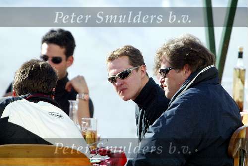 Zurs 23 februari 2003
Michael Schumacher skiend en samen met Norbert Haug
Wintersport