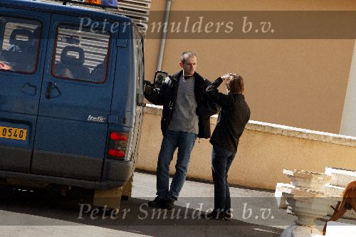 St Georges 28 februari 2003
Prinses Margarita met haar hond op weg naar het politieburo