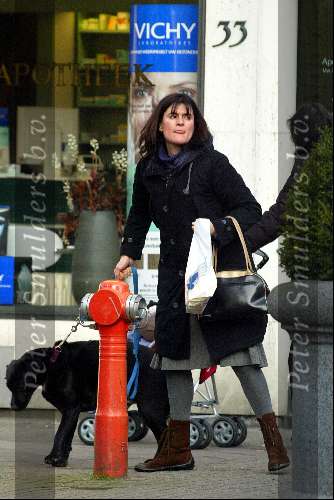 Amsterdam 13  februari 2003
Roos ten brink met hond