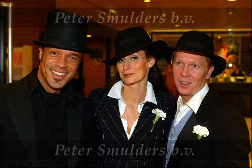 Den Bosch 12 februari 2003
Premiere Chicago den Bosch
Pia Douwes met vriend Paul en Stanley Burleson