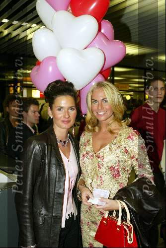 Amsterdam 13 februari 2003
Premiere Two weeks notice
Stella Gommans en Ellemieke Vermolen