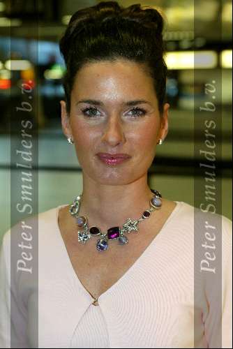 Amsterdam 13 februari 2003
Premiere Two weeks notice
Stella Gommans