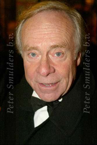 Amsterdam 9 februari 2004
Premiere FEESTJE in Tushinski.
Arnold Gelderman