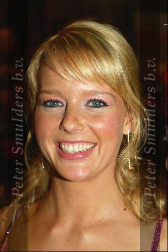 Amsterdam 9 februari 2004
Premiere FEESTJE in Tushinski.
Chantal Janzen