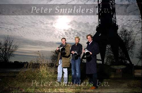 Amsterdam 24 februari 2004
Edwin Smulders Dennis v tellingen en Helene Wiesenhaan voor fotoshoot Veronica gids.