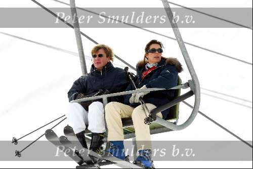 Zurs 13 februari 2004
Prinses Caroline van Monaco en haar man Ernst van Hannover in skilift  
Wintersport