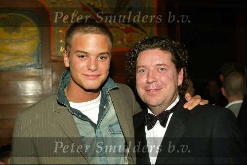 Amsterdam 9 februari 2004
Premiere FEESTJE in Tuschinski.
Henkjan Smits en Jim Idols