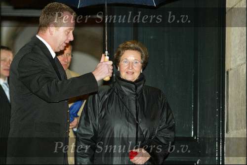 Amsterdam 6 februari 2004
Verjaardag van Koningin Beatrix op paleis op de dam.
Hofdame Koningin Beatrix