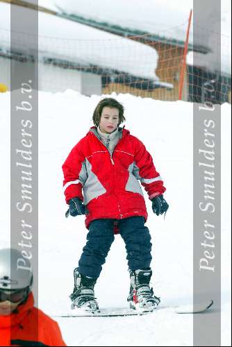 Lech 29 februari 2004
Ivo Niehe met gezin op vakantie in Lech.
Zoon Ivo Niehe op snowboard.
Wintersport