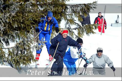 Lech 15 februari 2004
Koningin Beatrix op wintersport in Lech
Wintersport