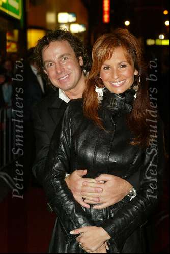 Amsterdam 9 februari 2004
Premiere FEESTJE in Tushinski.
Marco Borsato en Leontine Borsato