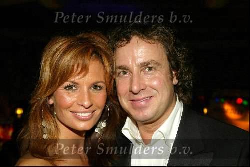 Amsterdam 9 februari 2004
Premiere FEESTJE in Tuschinski.
Marco Borsato en Leontine Borsato