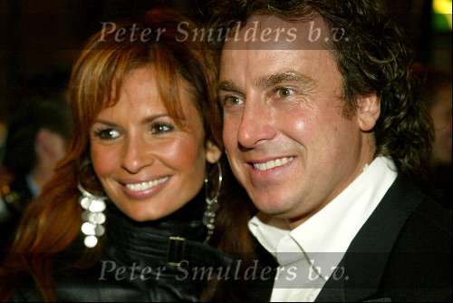 Amsterdam 9 februari 2004
Premiere FEESTJE in Tushinski.
Marco Borsato en Leontine Borsato