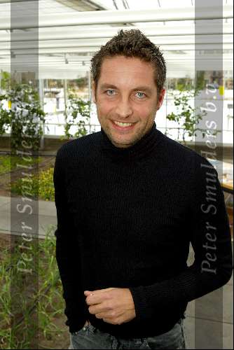 Amsterdam 26 februari 2004
Presentatie Bobo\'s in de bush. 
Mathias Scholten