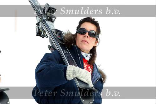 Zurs 13 februari 2003
Prinses Caroline van Monaco en haar man Ernst van Hannover in skilift