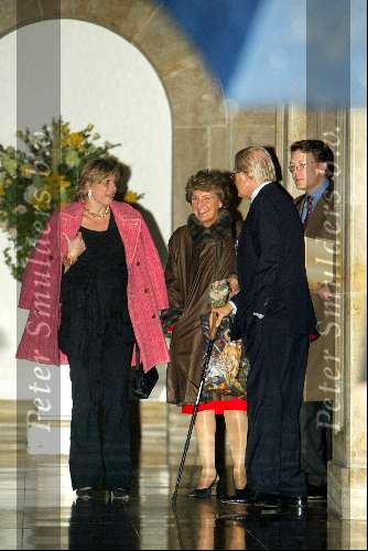 Amsterdam 6 februari 2004
Verjaardag van Koningin Beatrix op paleis op de dam.
Pieter v Vollenhoven en Prinses Margriet en prinses Laurentien Prins Constatijn