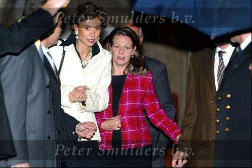 Amsterdam 6 februari 2004
Verjaardag van Koningin Beatrix op paleis op de dam.
Prinses Marilene en Prinses Annette