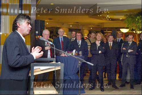 Eindhoven Februari 2004
Rob Oudkerk als gastspreker bij de Suite-Club