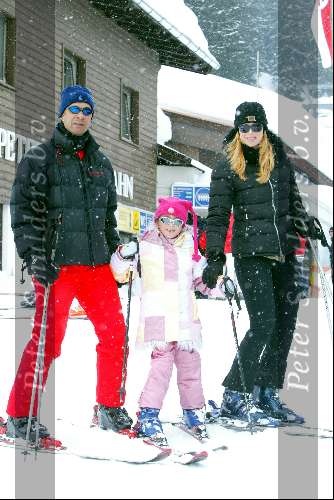 Lech 29 februari 2004
Ruud Gullit op skivakantie in Lech met Estelle en Joelle
wintersport