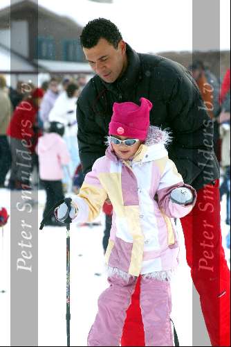 Lech 29 februari 2004
Ruud Gullit op skivakantie in Lech met Estelle en Joelle
Wintersport