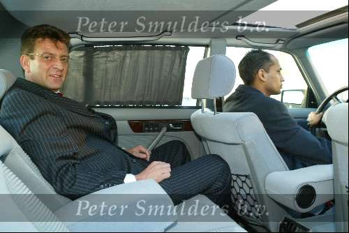 Nieuwerkerk aan de Ijssel 18 februari 2004
De oude auto van Freddie Heineken is gekocht door Sjaak v Vliet. Het is een mercedes 500 sel uit 1982.