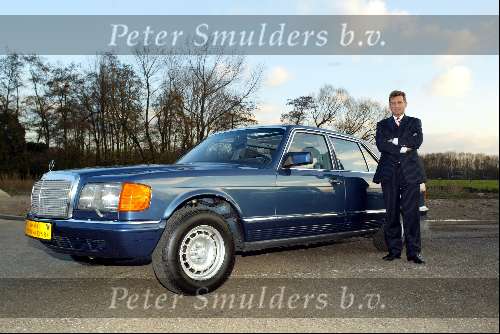 Nieuwerkerk aan de Ijssel 18 februari 2004
De oude auto van Freddie Heineken is gekocht door Sjaak v Vliet. Het is een mercedes 500 sel uit 1982.