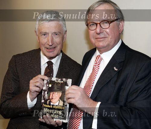 Amsterdam 24 februari 2005
Presentatie boek Thomas Lepeltak bij Sotheby\'s
Dries v Agt