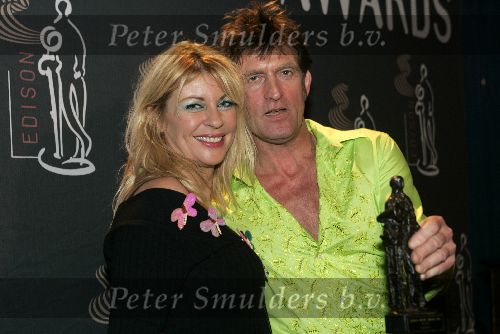 Amsterdam 14 Februari 2005
Uitreiking Edison Music Awards 2005
De Dijk kreeg de oeuvreprijs voor beste Nederlandse artiest Huub v d Lubbe samen met Manuela Kemp