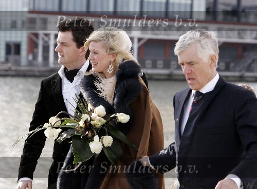 Amsterdam 27februari 2005
Kasper v Kooten met zijn vrouw Linda getrouwd. Kasper samen met zijn vader Kees v Kooten