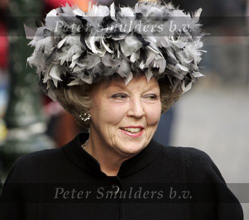 Leiden 8 februari 2005
Koningin Beatrix ere doctoraal.