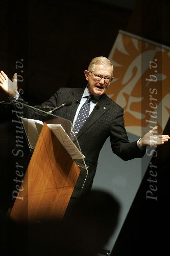 Den Haag 7 februari 2005
Installatie Pieter v Vollenhoven als voorzitter.