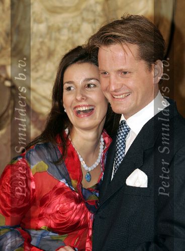 Apeldoorn 25 februari 2005
Prins Pieter Christiaan en Anita v Eijk verloofd.