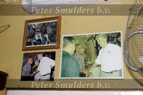 Curacao 22 februari 2005
Foto Prins Willem Alexander in Netto bar