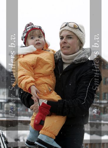 Lech 11 februari 2005
Prinses Laurentien met Eloise op wintersport.