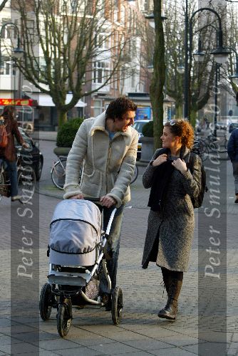 Amsterdam 1 maart 2003
Ruud de Wild en Tatum Dagelet met kinderwagen