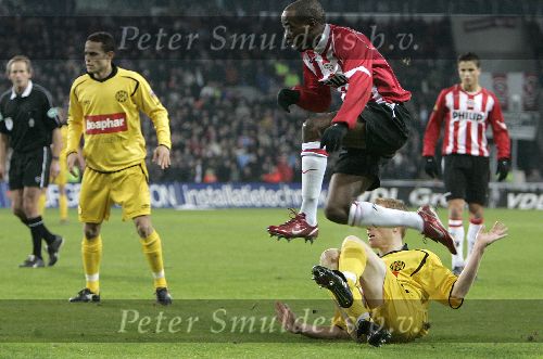 Eindhoven, 4 februari 2006  Seizoen 2005/2006 Kompetitiewedstrijd PSV-Roda JC, eindstand 3-2
Damarcus Beasley
©Edwin van Zandvoort
