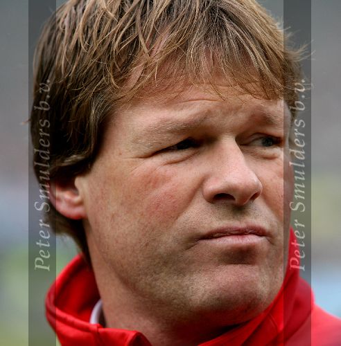 Rotterdam, 5 februari 2006  Seizoen 2005/2006 Kompetitiewedstrijd Feyenoord-AJAX, eindstand 3-2
Feyenoord trainer Erwin Koeman
©Edwin van Zandvoort