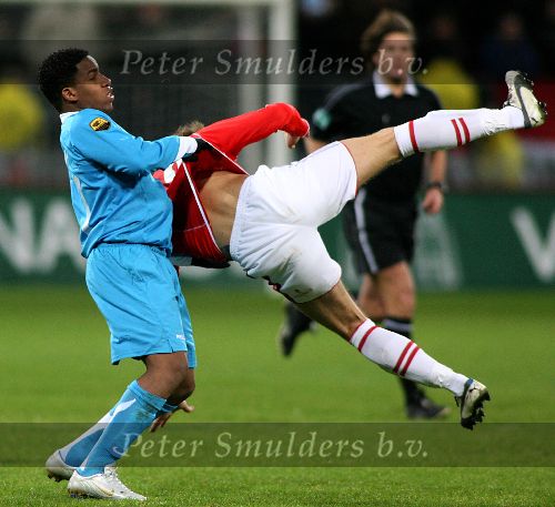 Utrecht, 8 Februari 2006 Kompetitiewedstrijd FC Utrecht-PSV, eindstand 1-2 door 2 doelpunten van Jefferson Farfan
Seizoen 2005/2006 
Jefferson Farfan