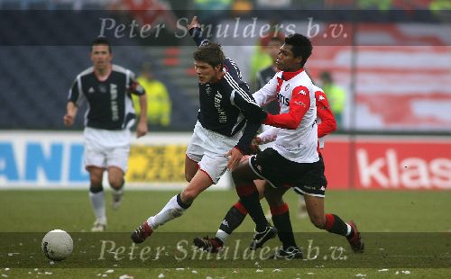 Rotterdam, 5 februari 2006  Seizoen 2005/2006 Kompetitiewedstrijd Feyenoord-AJAX, eindstand 3-2
Klaas Jan Huntelaar  
©Edwin van Zandvoort