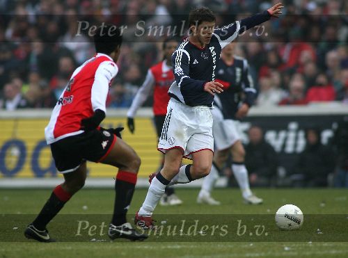 Rotterdam, 5 februari 2006  Seizoen 2005/2006 Kompetitiewedstrijd Feyenoord-AJAX, eindstand 3-2
Klaas Jan Huntelaar
©Edwin van Zandvoort