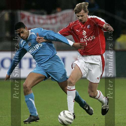 Utrecht, 8 Februari 2006
Kompetitiewedstrijd Seizoen 2005/2006 
FC Utrecht-PSV eindstand 1-2
Trainer Guus Hiddink geeft een intervieuw voor de wedstrijd
