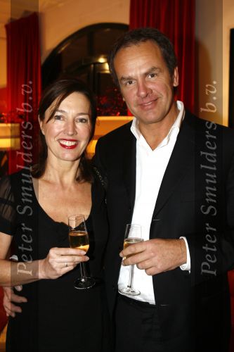 Naarden 18 december 2006
Princess kerstborrel in het arsenaal. Bert Kuizenga met vrouw
