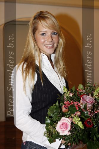 Blaricum 6 december 2006
Presentatie cd woman only voor Unicef met Willeke Alberti Raffaela Chantal Janzen en Maud.