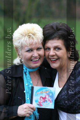 Heerlen, 30 Januari 2007
De Alpenzusjes met blonde Carla Langendijk en donkere Anny Cox