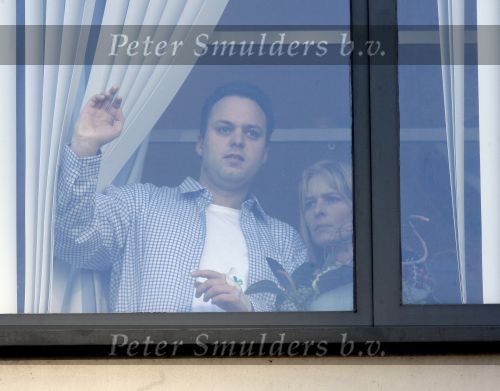 Rotterdam 4 december 2006
Frans Bauer na operatie in het ikezia ziekenhuis.