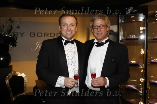 Amsterdam 7 december 2006
Miljonairfair in de rai in amsterdam. Gordon met zijn broer John