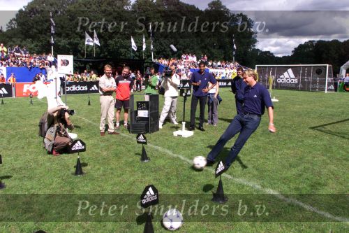 21 Augustus 1999
Finale ADIDAS
Hans Kraaij met doelschieten