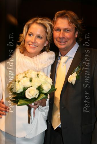 Molenhoek (Prov. Gelderland ), 13 December 2006
Op haar 23 verjaardag trouwt Sofie met haar grote liefde Hans Kraay Jr.